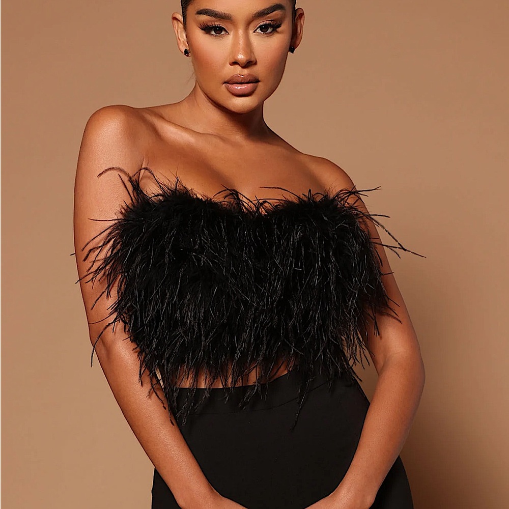 NWT Black Feather Strapless Tube Top Turkey feathers zip up
